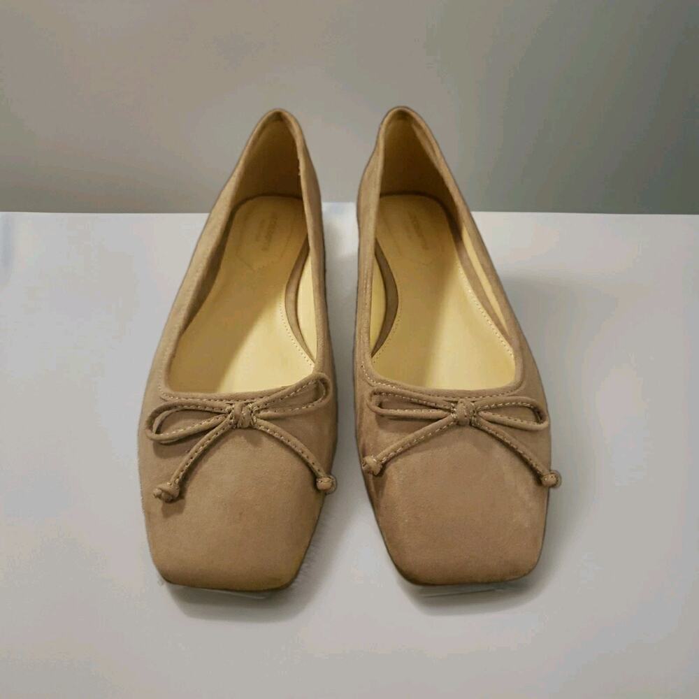 Liz Claiborne 8M Ballet Flats Tan Suede Square Toe Flushing Slip On Memory Foam - Picture 2 of 11